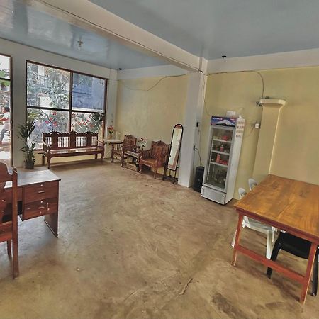 Carillo Guest House Coron Exterior photo