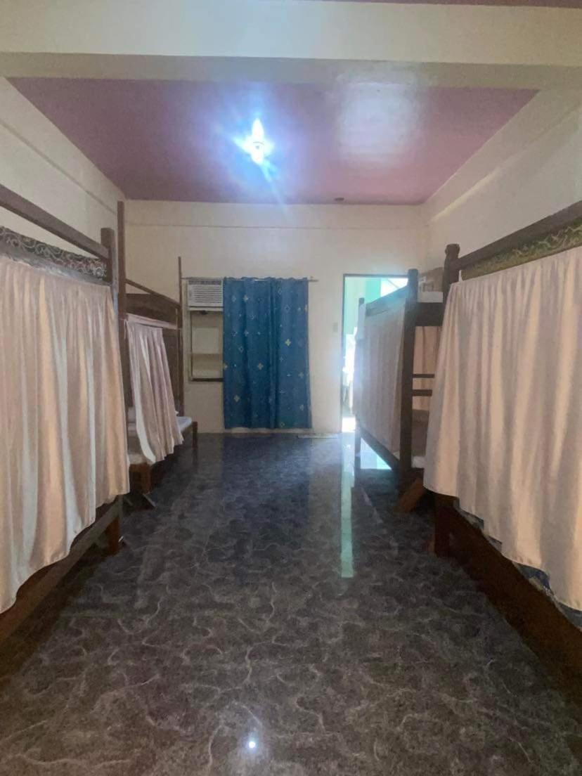 Carillo Guest House Coron Exterior photo