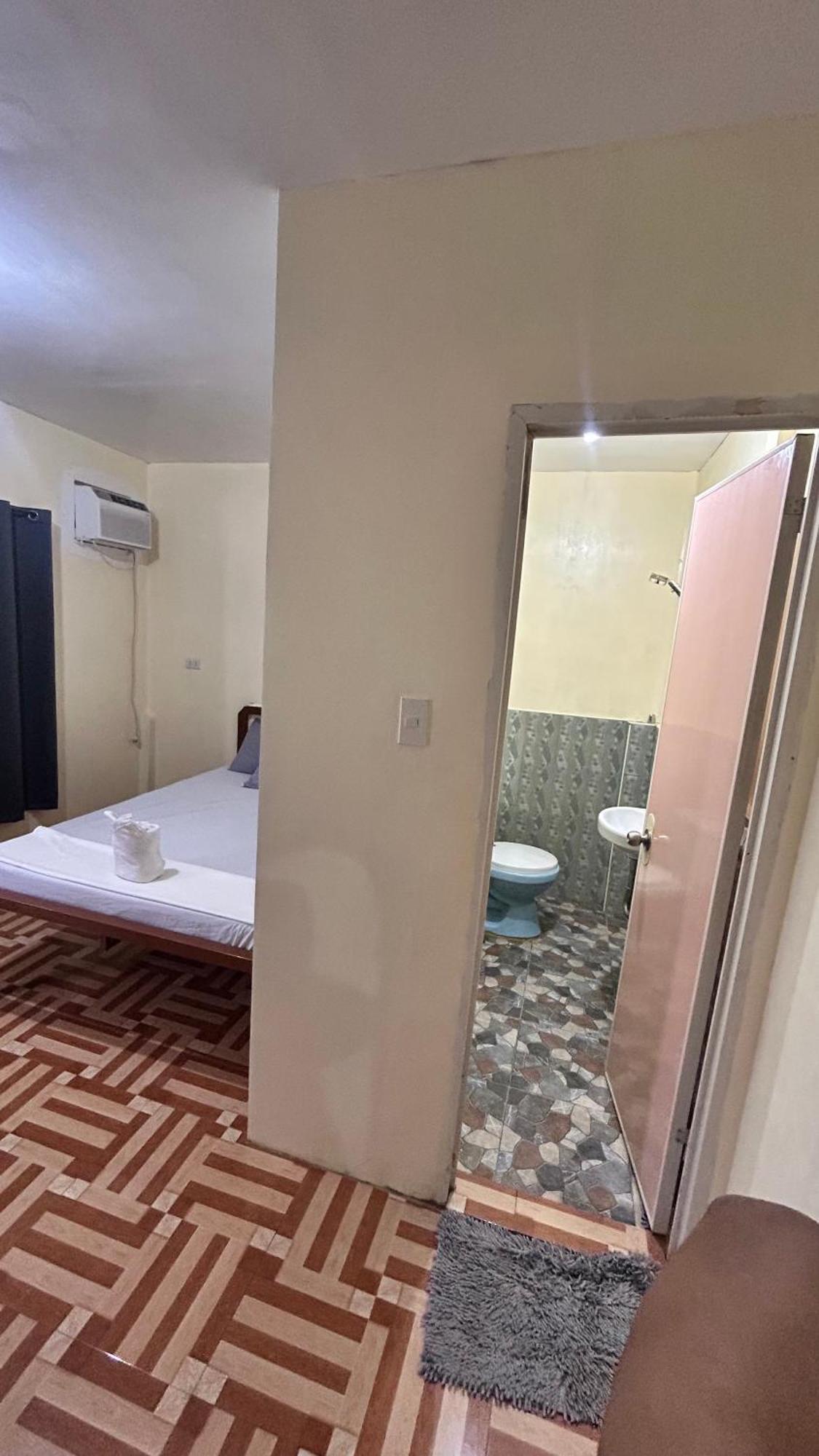 Carillo Guest House Coron Exterior photo