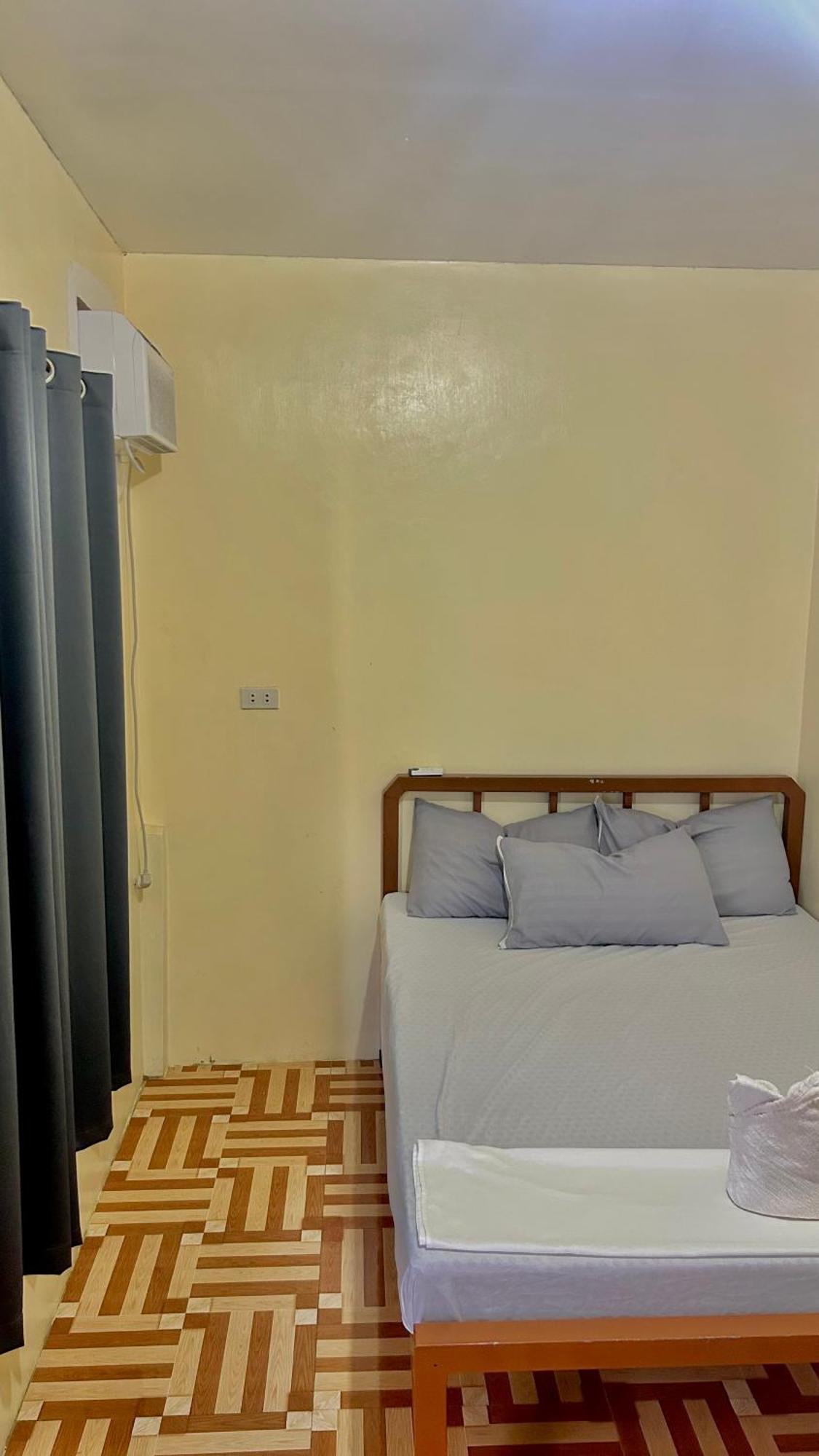 Carillo Guest House Coron Exterior photo
