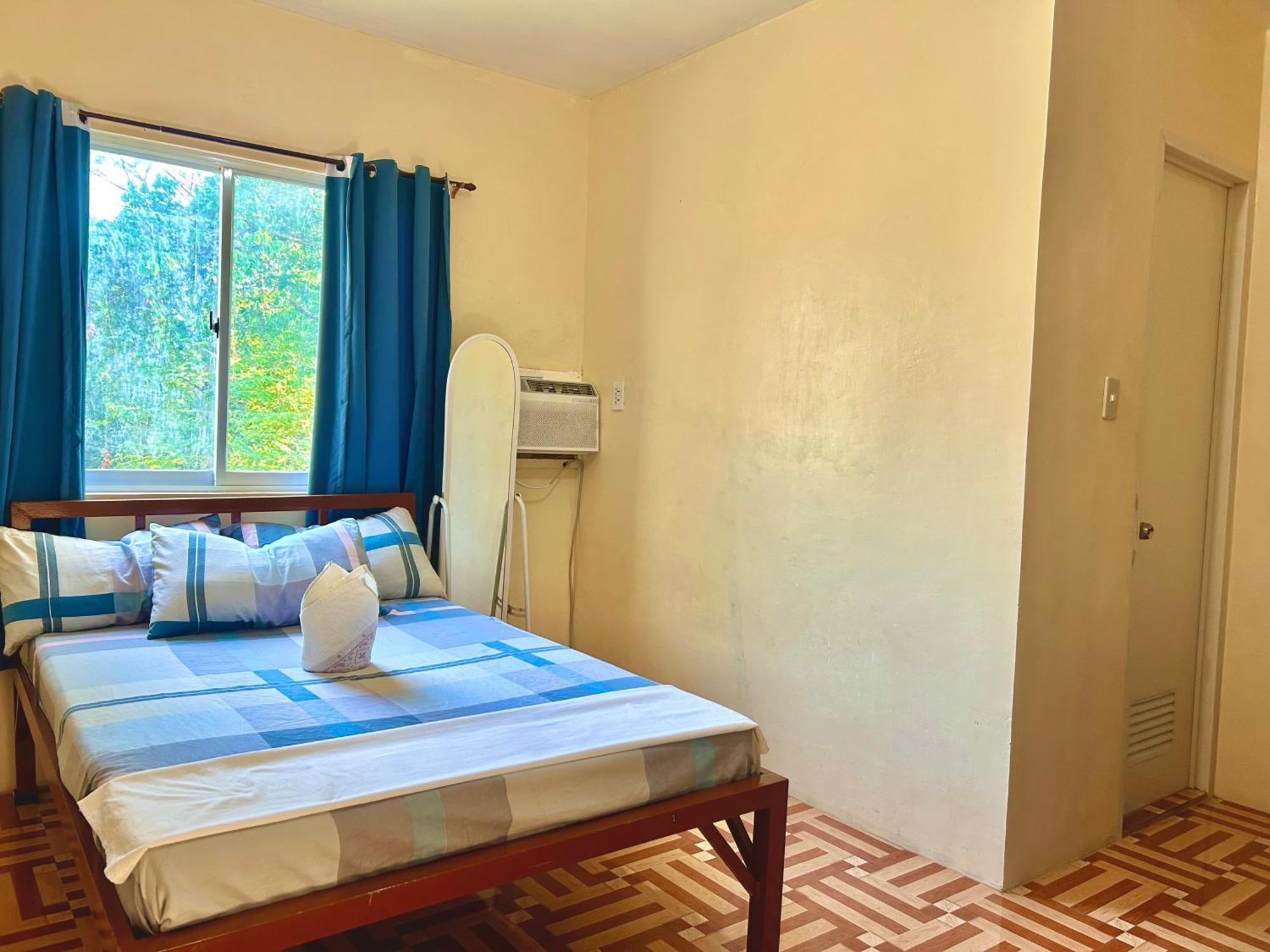 Carillo Guest House Coron Exterior photo