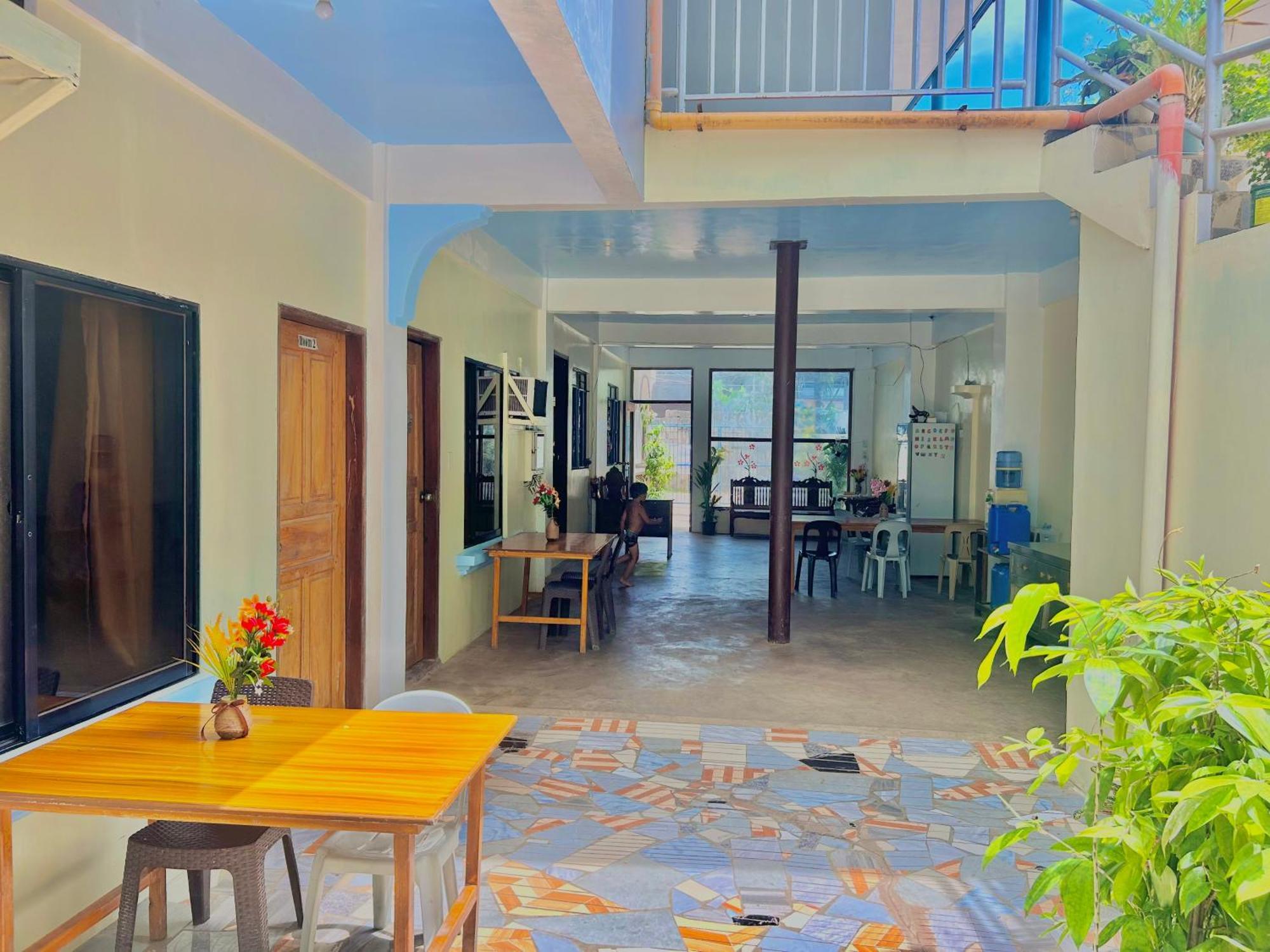 Carillo Guest House Coron Exterior photo
