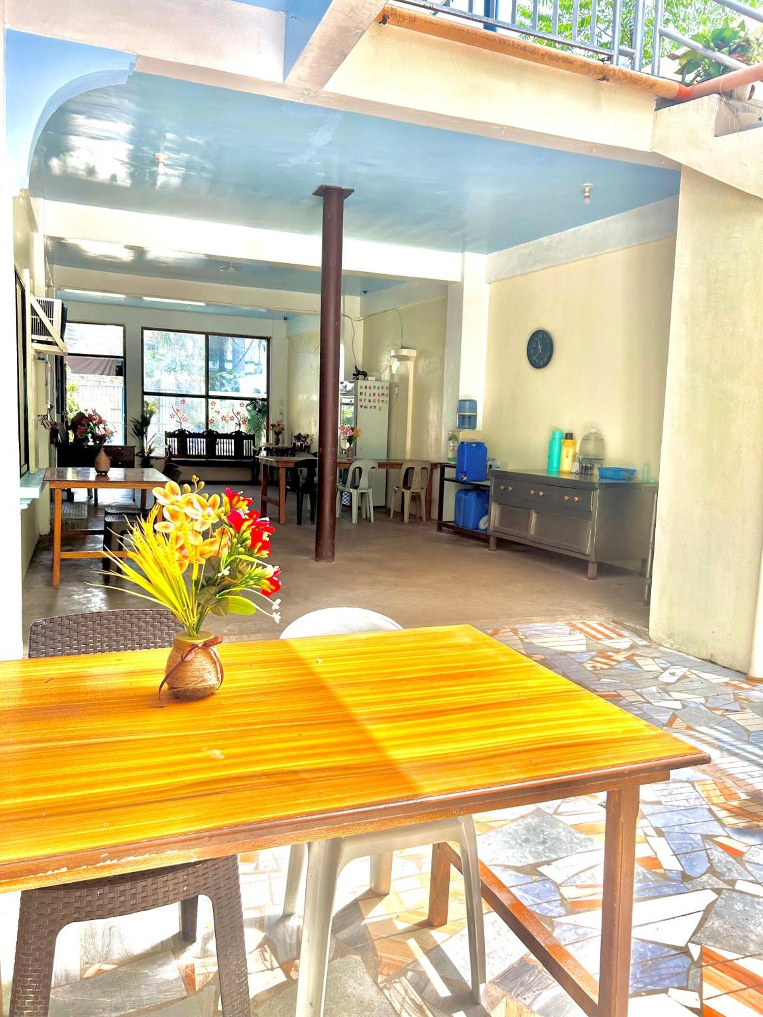 Carillo Guest House Coron Exterior photo