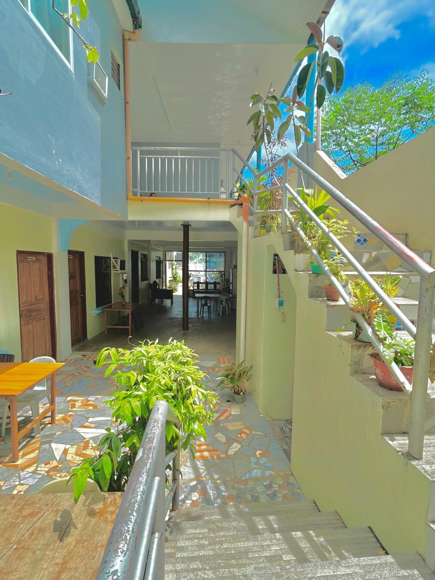 Carillo Guest House Coron Exterior photo