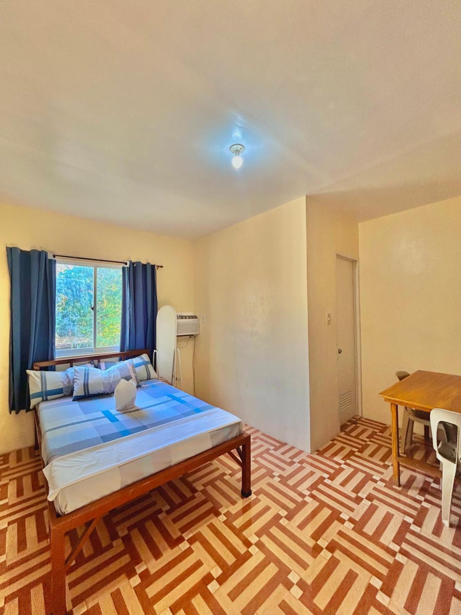 Carillo Guest House Coron Exterior photo