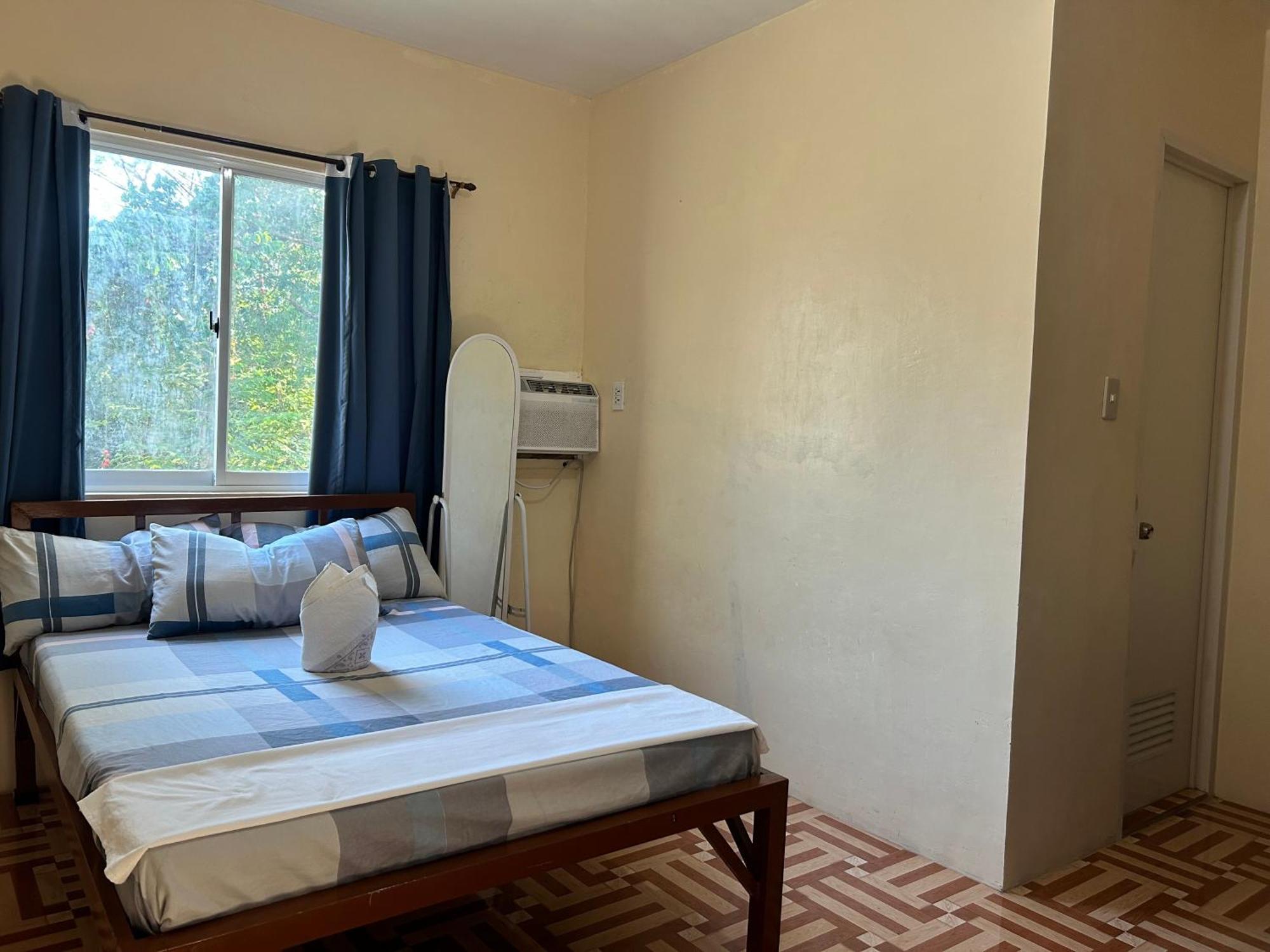 Carillo Guest House Coron Exterior photo