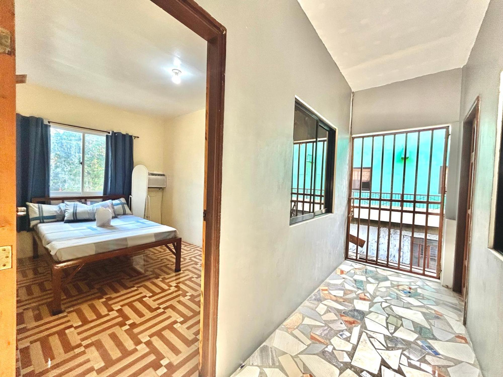 Carillo Guest House Coron Exterior photo
